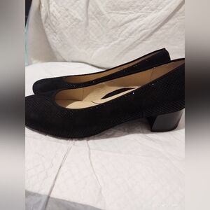 Ara Vivian black slip on